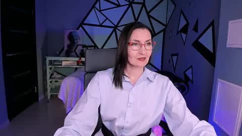 Snapshot of unatera chatting on January 10, 2026, 9:22 am UnaTera online show from January 10, 2026, 9:22 am