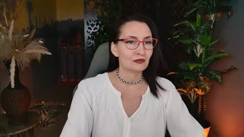 Snapshot of unatera chatting on January 18, 2026, 9:24 am UnaTera online show from January 18, 2026, 9:24 am