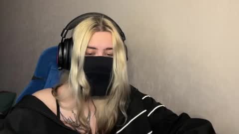 unaxyling online show from February 25, 2026, 12:53 am