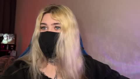 unaxyling online show from March 14, 2026, 8:42 am