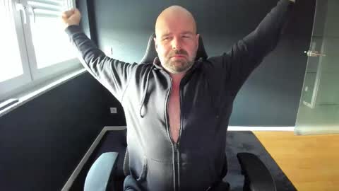 Uncle Bear online show from October 30, 2025, 9:44 am