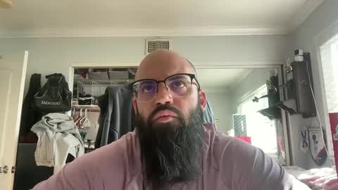 Snapshot of uncutbeard129840 chatting on October 27, 2025, 9:19 pm uncutbeard129840 online show from October 27, 2025, 9:19 pm