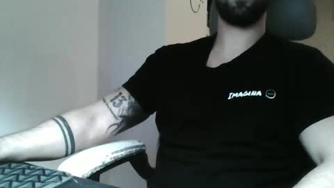 Snapshot of uncutedone7 chatting on February 19, 2026, 9:33 pm YourDreamIfYouWant online show from February 19, 2026, 9:33 pm