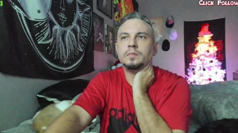 Snapshot of uncutstudxxx chatting on December 10, 2024, 7:26 am UncutSTUDXXXManyvids online show from December 10, 2024, 7:26 am