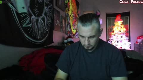 Snapshot of uncutstudxxx chatting on December 16, 2024, 12:49 pm UncutSTUDXXXManyvids online show from December 16, 2024, 12:49 pm