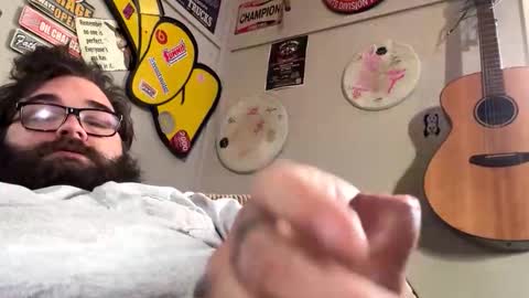 Snapshot of uncuttruss chatting on November 21, 2025, 7:56 pm uncuttruss online show from November 21, 2025, 7:56 pm