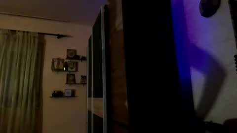 underguy19 online show from December 22, 2025, 9:45 pm