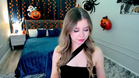 Alice online show from October 9, 2025, 8:18 pm