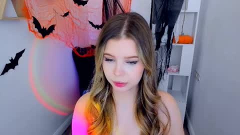 Alice online show from October 19, 2025, 11:33 am