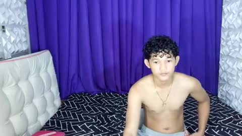 Snapshot of unforgettable_ava chatting on July 2, 2026, 7:25 am Rhian online show from July 2, 2026, 7:25 am