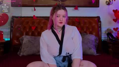 Snapshot of unholy_lady chatting on February 13, 2025, 6:41 am Unholy Lady online show from February 13, 2025, 6:41 am