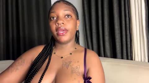 Snapshot of unholybaddie chatting on March 9, 2025, 9:57 pm Unholybaddie online show from March 9, 2025, 9:57 pm