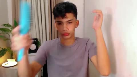 Miss Andrea online show from December 4, 2025, 5:54 pm