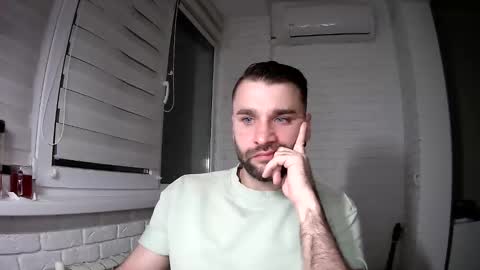 SlavaVibes online show from April 2, 2026, 5:10 pm