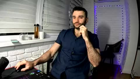 SlavaVibes online show from April 13, 2026, 6:02 pm