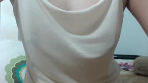 unny online show from November 10, 2025, 5:06 am