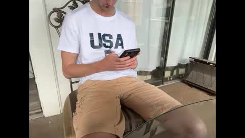 Stepbro online show from March 4, 2025, 7:43 pm