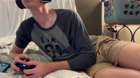 Stepbro online show from March 12, 2025, 9:13 pm