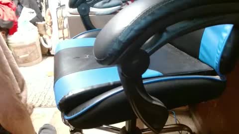 Snapshot of uprailfan1986 chatting on October 22, 2025, 7:13 pm uprailfan1986 online show from October 22, 2025, 7:13 pm