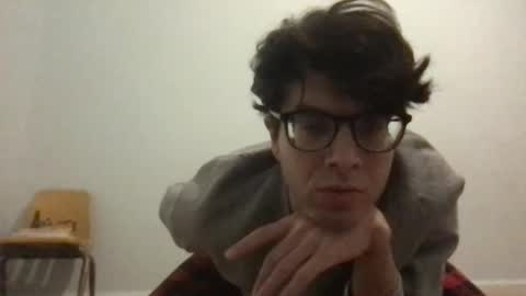 Snapshot of upsetboy chatting on January 12, 2025, 12:39 am deaf mute boy online show from January 12, 2025, 12:39 am