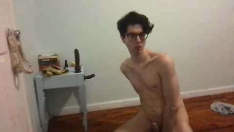 Snapshot of upsetboy chatting on March 8, 2025, 12:00 am deaf mute boy online show from March 8, 2025, 12:00 am