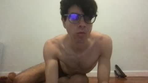 Snapshot of upsetboy chatting on November 19, 2025, 8:31 pm deaf mute boy online show from November 19, 2025, 8:31 pm