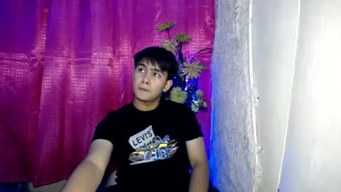 Snapshot of ur_asian_jords chatting on July 6, 2026, 12:02 pm ur_asian_jords online show from July 6, 2026, 12:02 pm