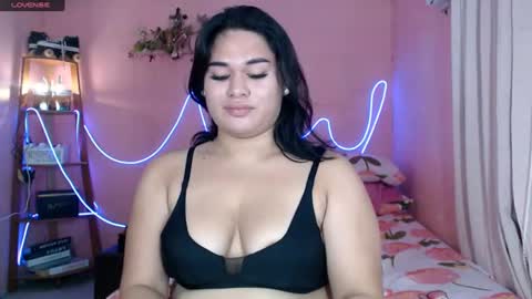 Snapshot of ur_baby_rebbecca chatting on July 26, 2026, 12:52 am SINGLE online show from July 26, 2026, 12:52 am