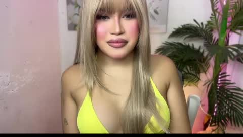 ur_bombshellpatty online show from May 1, 2026, 5:17 pm