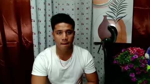 Snapshot of ur_pinoydave chatting on December 3, 2024, 1:10 pm Dave online show from December 3, 2024, 1:10 pm