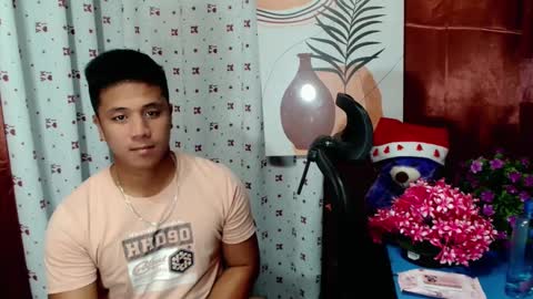 Snapshot of ur_pinoydave chatting on December 20, 2024, 5:40 pm Dave online show from December 20, 2024, 5:40 pm