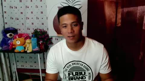 Snapshot of ur_pinoydave chatting on January 21, 2025, 6:33 am Dave online show from January 21, 2025, 6:33 am