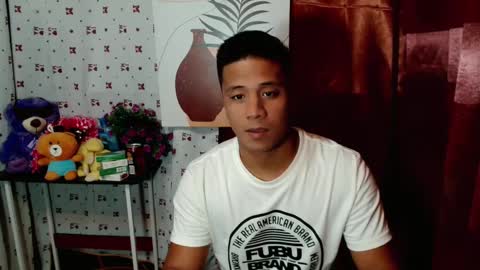 Snapshot of ur_pinoydave chatting on January 21, 2025, 7:06 pm Dave online show from January 21, 2025, 7:06 pm