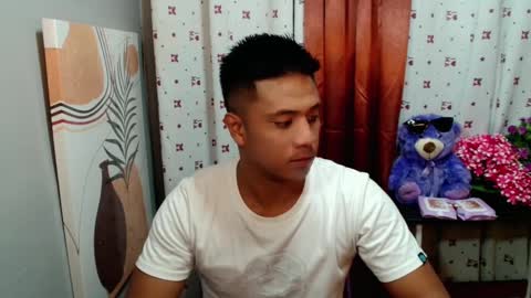 Snapshot of ur_pinoydave chatting on February 1, 2025, 3:28 pm Dave online show from February 1, 2025, 3:28 pm