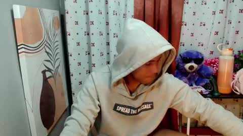 Snapshot of ur_pinoydave chatting on February 6, 2025, 8:45 pm Dave online show from February 6, 2025, 8:45 pm