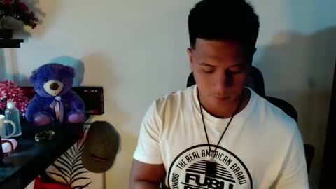 Snapshot of ur_pinoydave chatting on February 1, 2026, 3:43 pm Dave online show from February 1, 2026, 3:43 pm