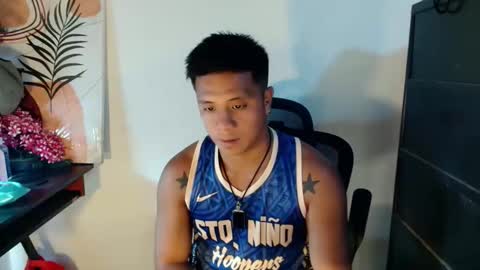 Snapshot of ur_pinoydave chatting on February 4, 2026, 2:34 pm Dave online show from February 4, 2026, 2:34 pm