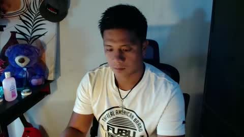 Snapshot of ur_pinoydave chatting on February 20, 2026, 12:05 pm Dave online show from February 20, 2026, 12:05 pm