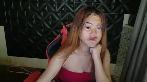 ur_prettyangel online show from April 29, 2026, 12:42 pm