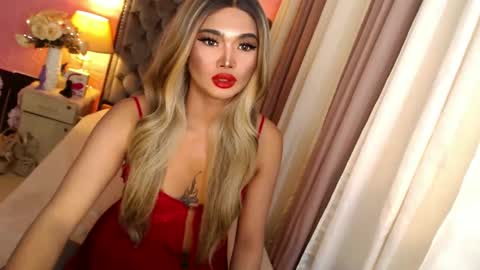 Snapshot of ur_sassygirl chatting on February 27, 2025, 2:32 am Kath online show from February 27, 2025, 2:32 am