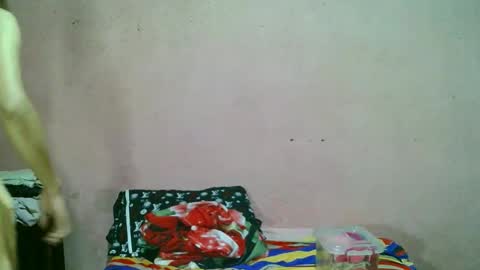 ur_sexybabe_ehra online show from January 17, 2026, 2:05 am