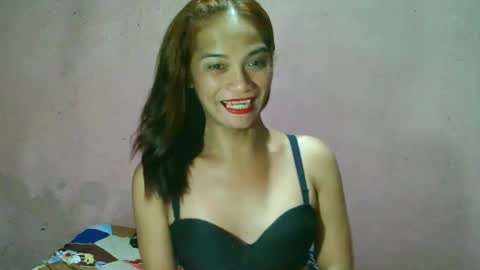 ur_sexybabe_ehra online show from June 4, 2026, 7:14 am