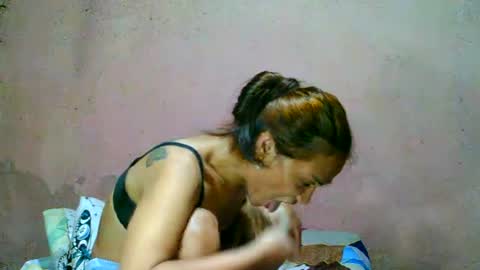 ur_sexybabe_ehra online show from July 26, 2026, 3:14 am