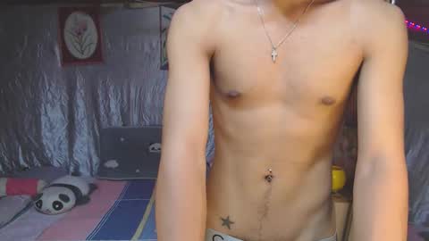 ur_shan21 online show from November 12, 2025, 4:51 pm