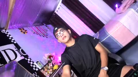 Snapshot of ur_shan21 chatting on June 27, 2026, 6:35 pm ur_shan21 online show from June 27, 2026, 6:35 pm