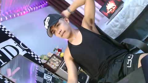 Snapshot of ur_shan21 chatting on July 8, 2026, 3:38 pm ur_shan21 online show from July 8, 2026, 3:38 pm