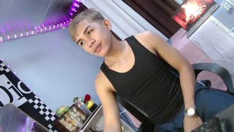 Snapshot of ur_shan21 chatting on July 13, 2026, 4:37 am ur_shan21 online show from July 13, 2026, 4:37 am