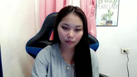 Snapshot of ur_small_girl chatting on November 25, 2025, 7:08 am ur_small_girl online show from November 25, 2025, 7:08 am