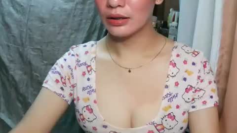 Snapshot of ur_yassy chatting on June 1, 2026, 10:06 am ur_yassy online show from June 1, 2026, 10:06 am