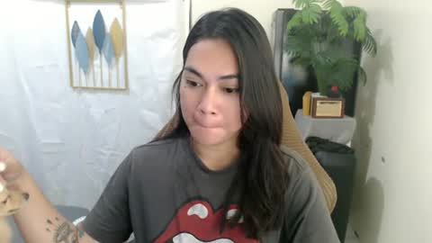 urasian_erica online show from July 15, 2026, 11:21 pm